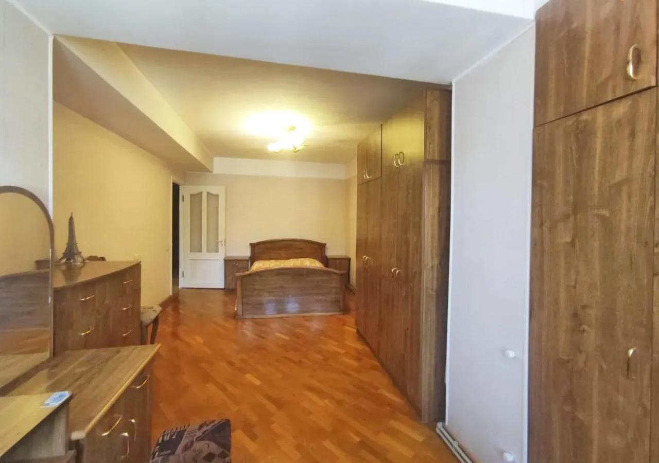 3 Room Apartment In Small Center Of Yerevan Exterior photo