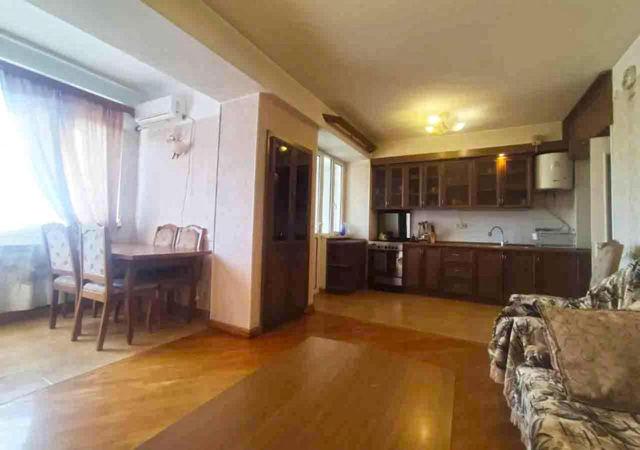 3 Room Apartment In Small Center Of Yerevan Exterior photo